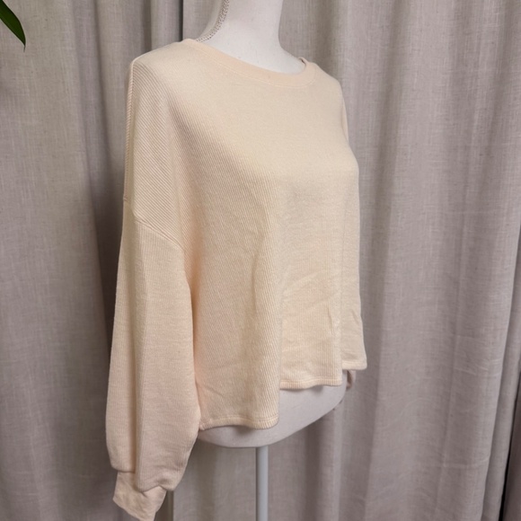 Ruched-back Vanilla-Cream Sweater - Picture 3 of 3